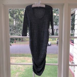 Ingrid & Isabel 3/4 sleeve maternity dress